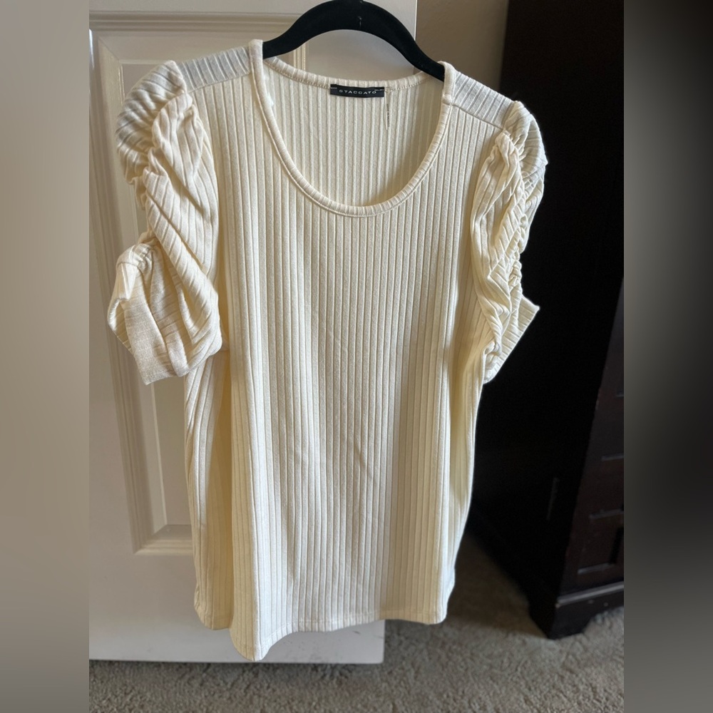 New Staccato Ivory Ribbed Short Sleeve Top
